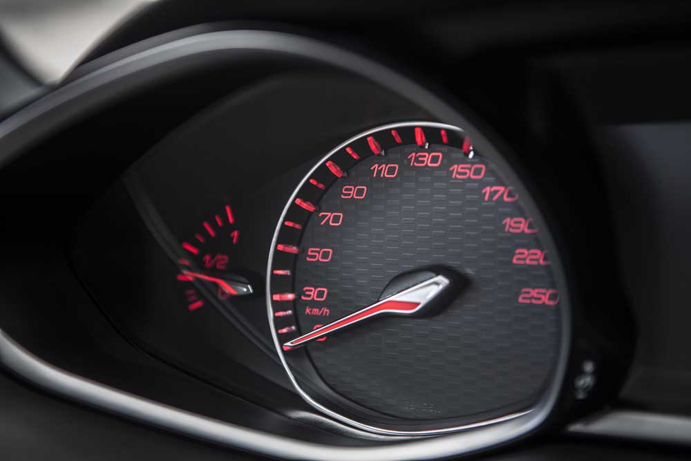 PEUGEOT_308GTi_1506JS075